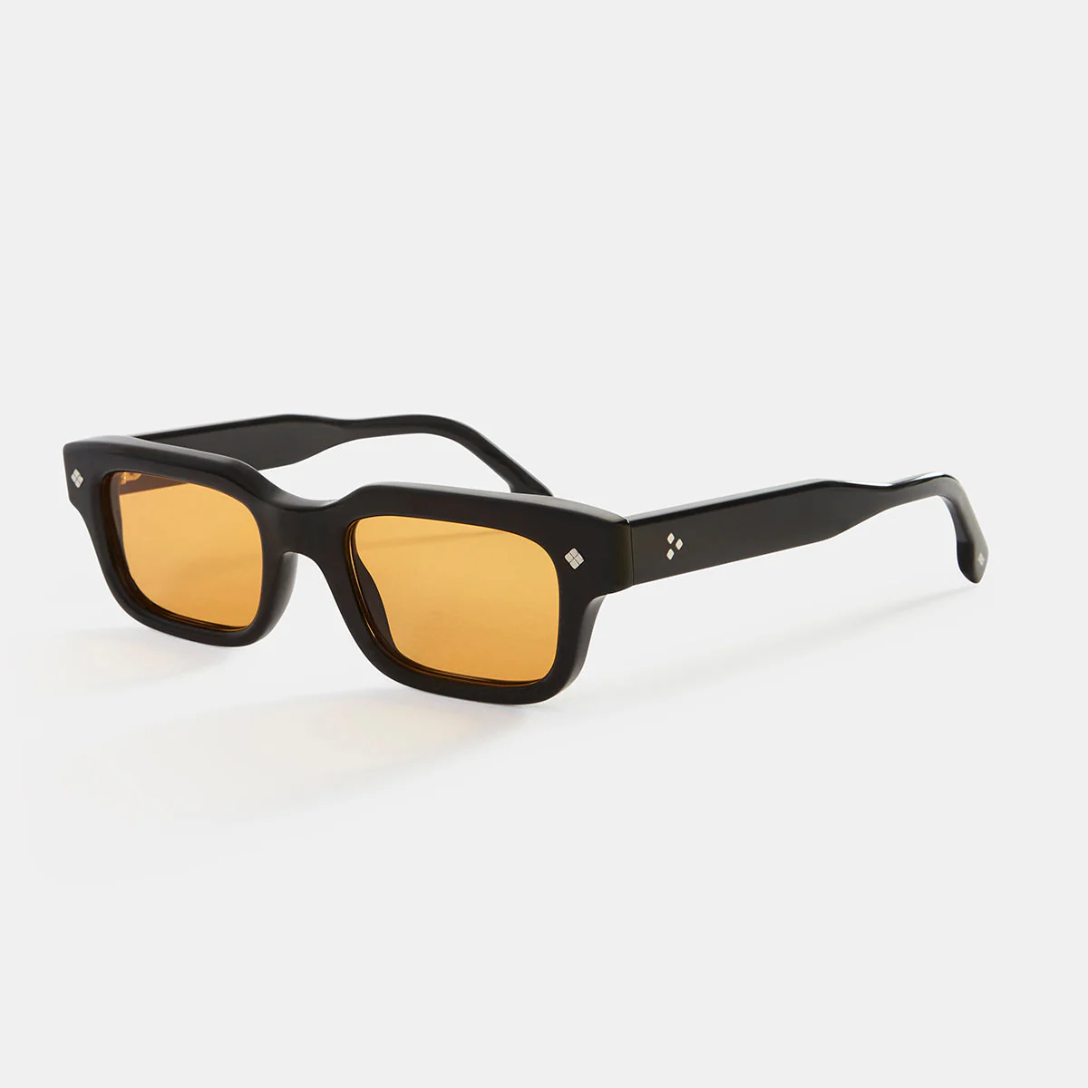 Carlton - Image 10