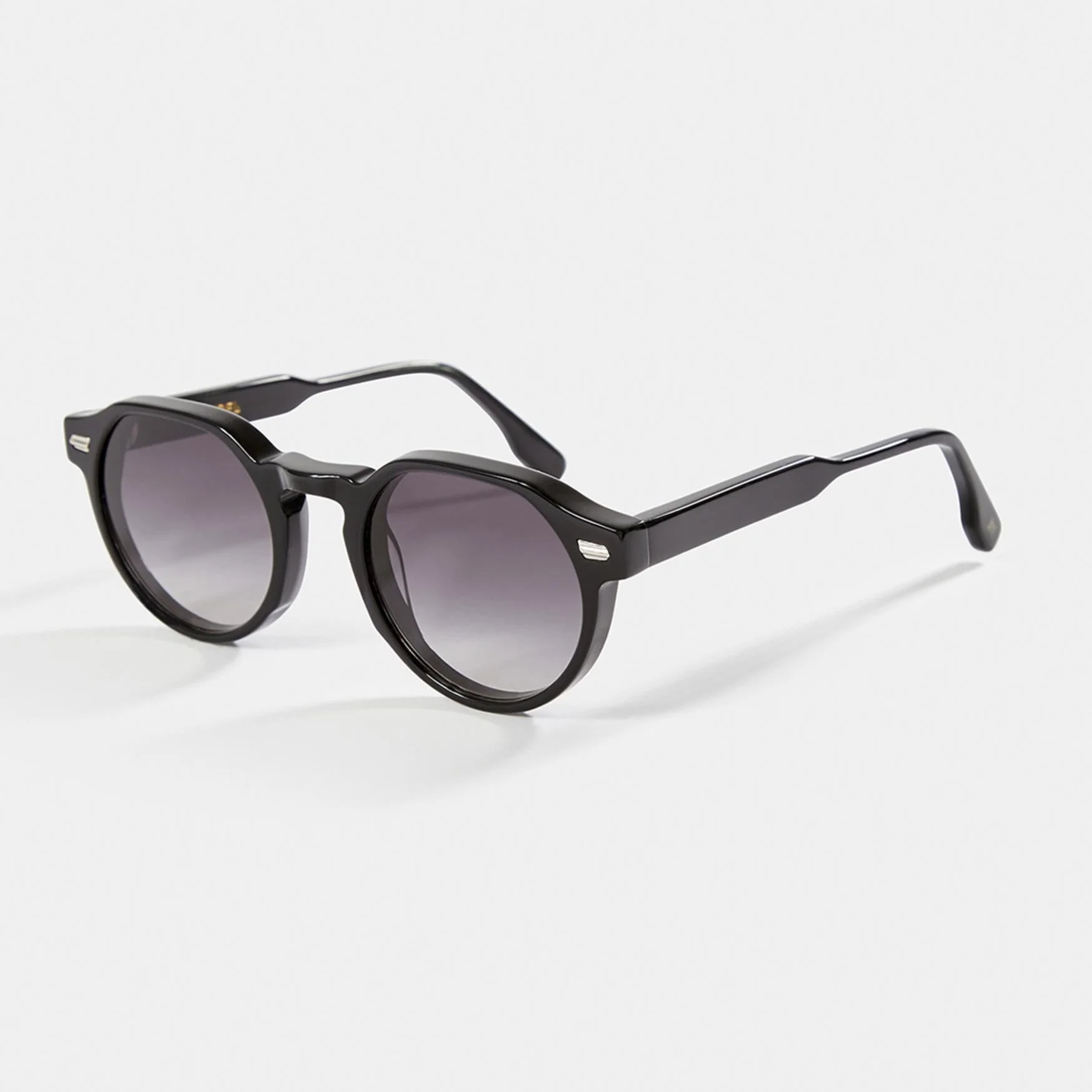 Larry - Image 8